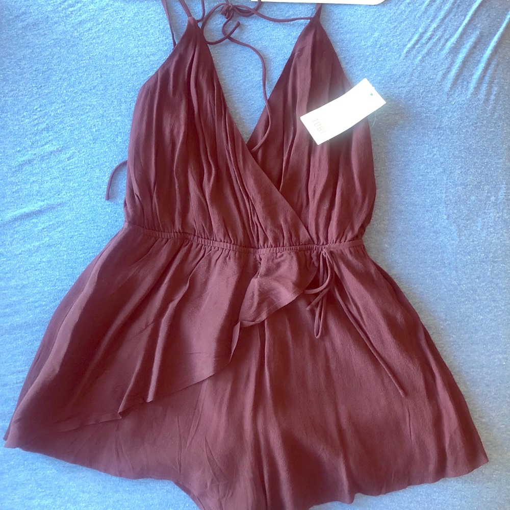 TOBI Wine Romper NWT!!! Fits true to size